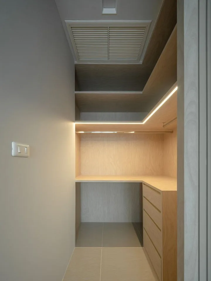 Property photos for Noble Reveal