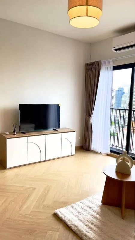 Property photos for Noble Reveal