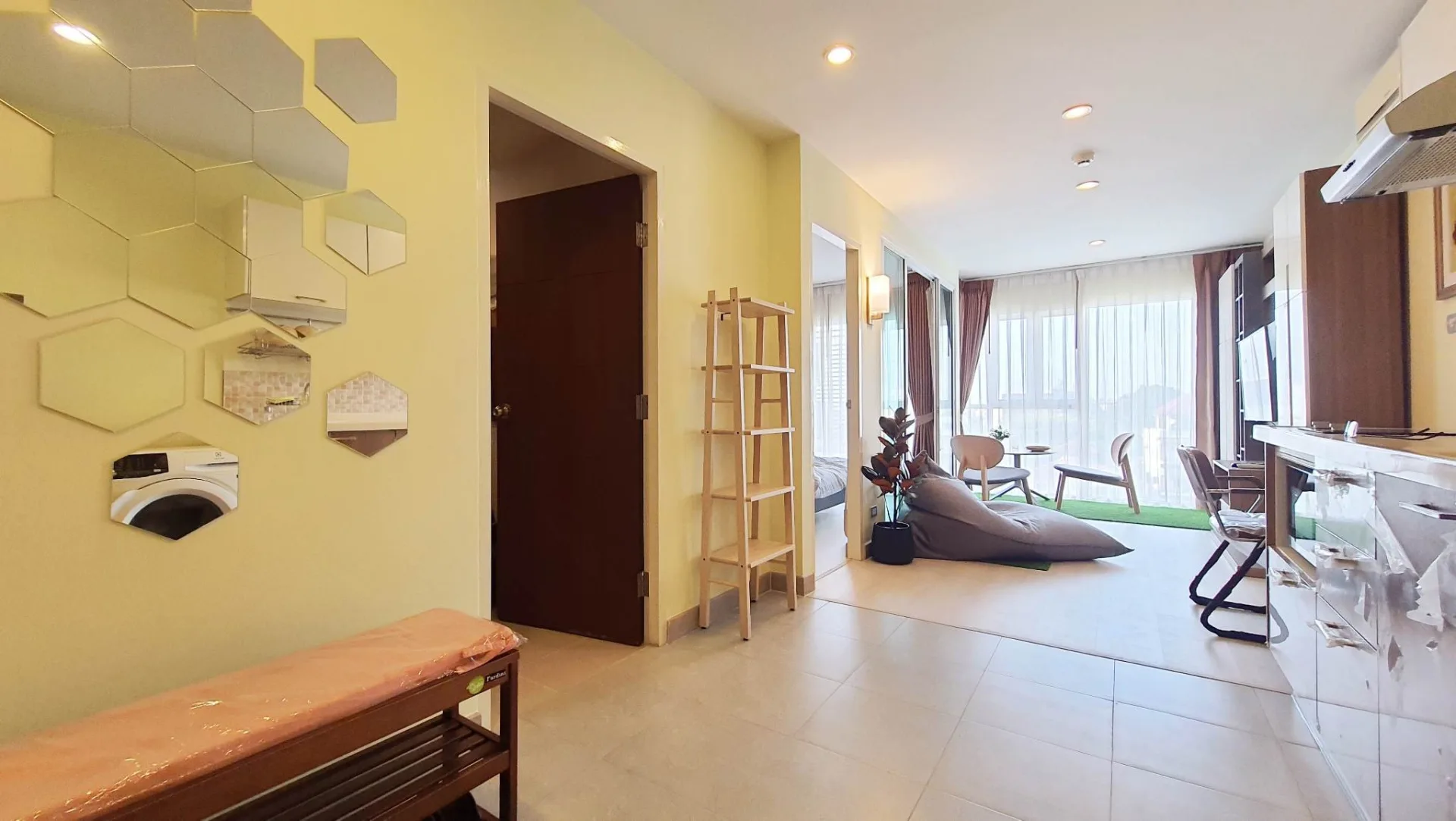 Property photos for Tourmaline Gold Sathorn - Taksin