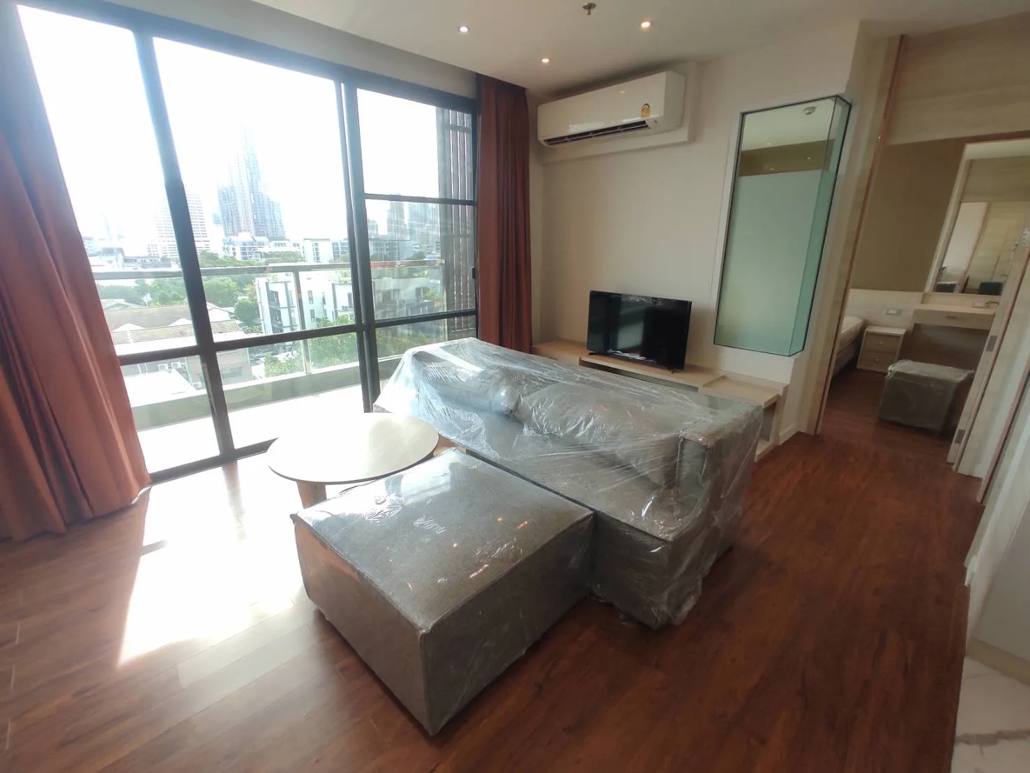 Property photos for Baan Santisuk Sukhumvit 38