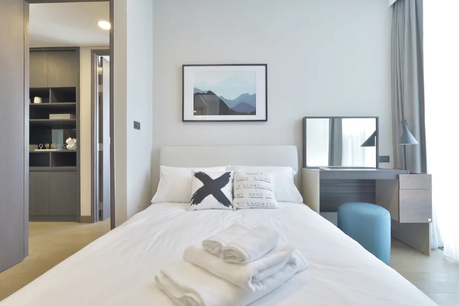 Property photos for Siamese Exclusive Queens