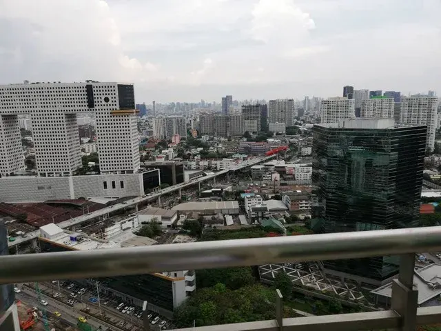 Property photos for Wind Ratchayothin