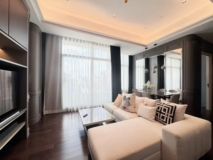 Property photos for The Diplomat 39