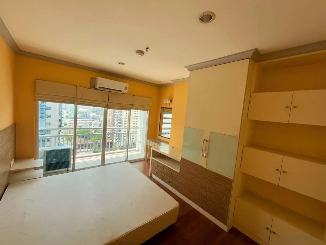 Property photos for Grand Park View Asoke