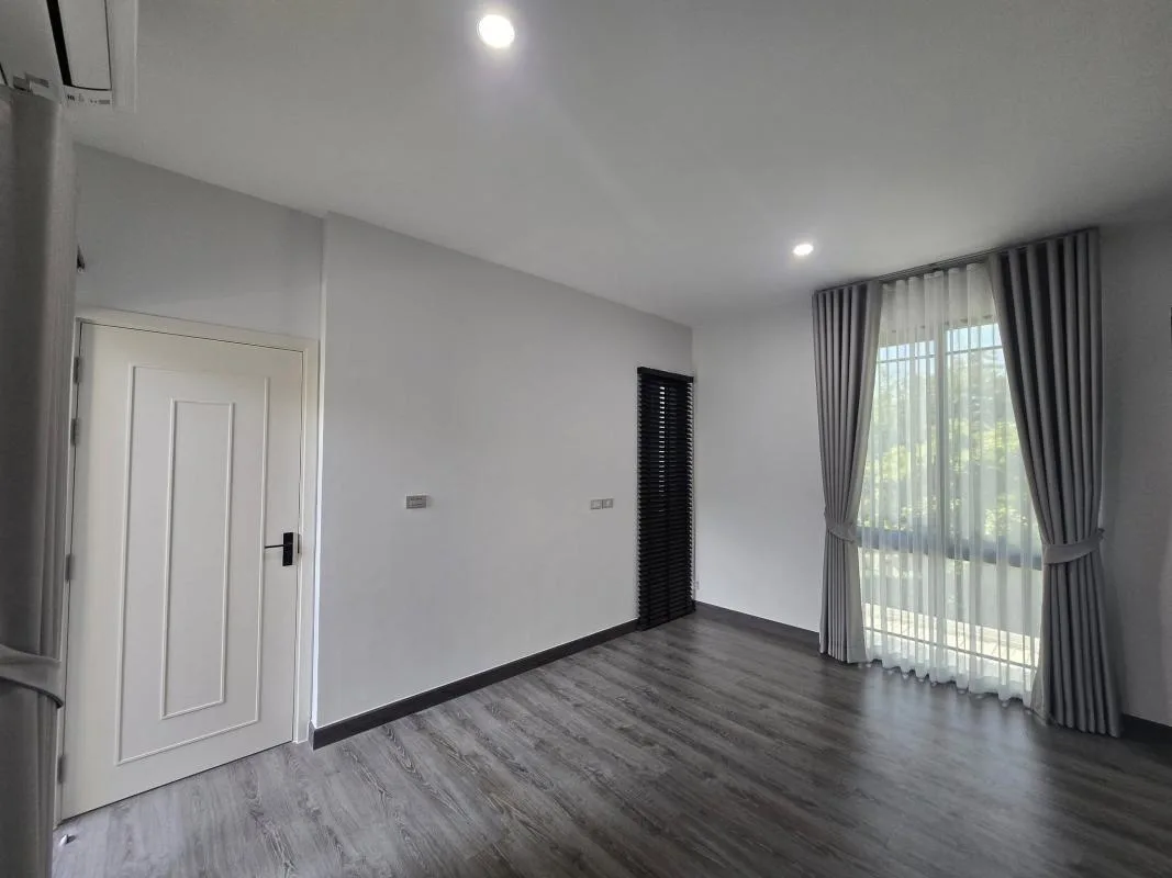 Property photos for Baan Klang Muang Classe Sukhumvit 77