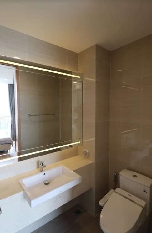 Property photos for Noble BE 33