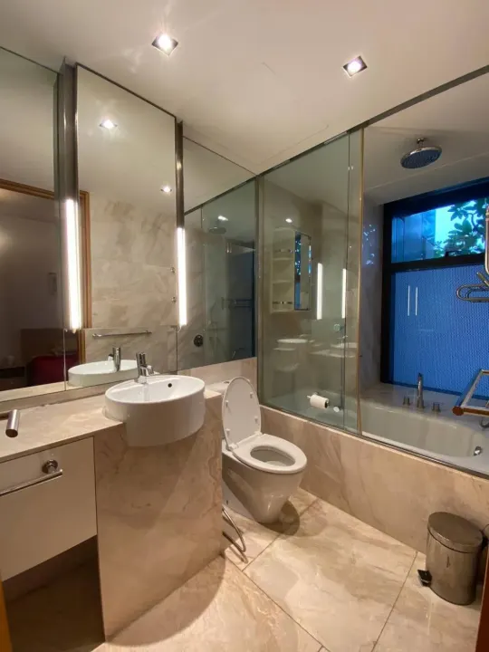 Property photos for The Met
