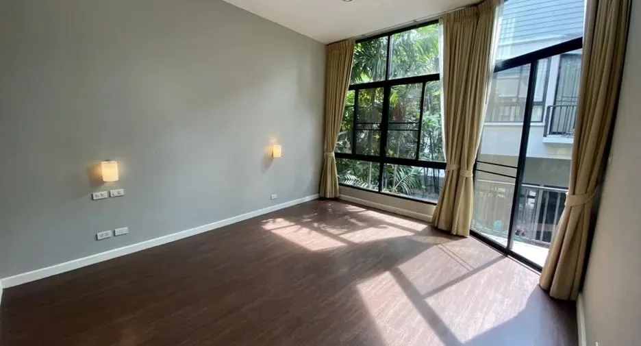 Property photos for Sw38 Place