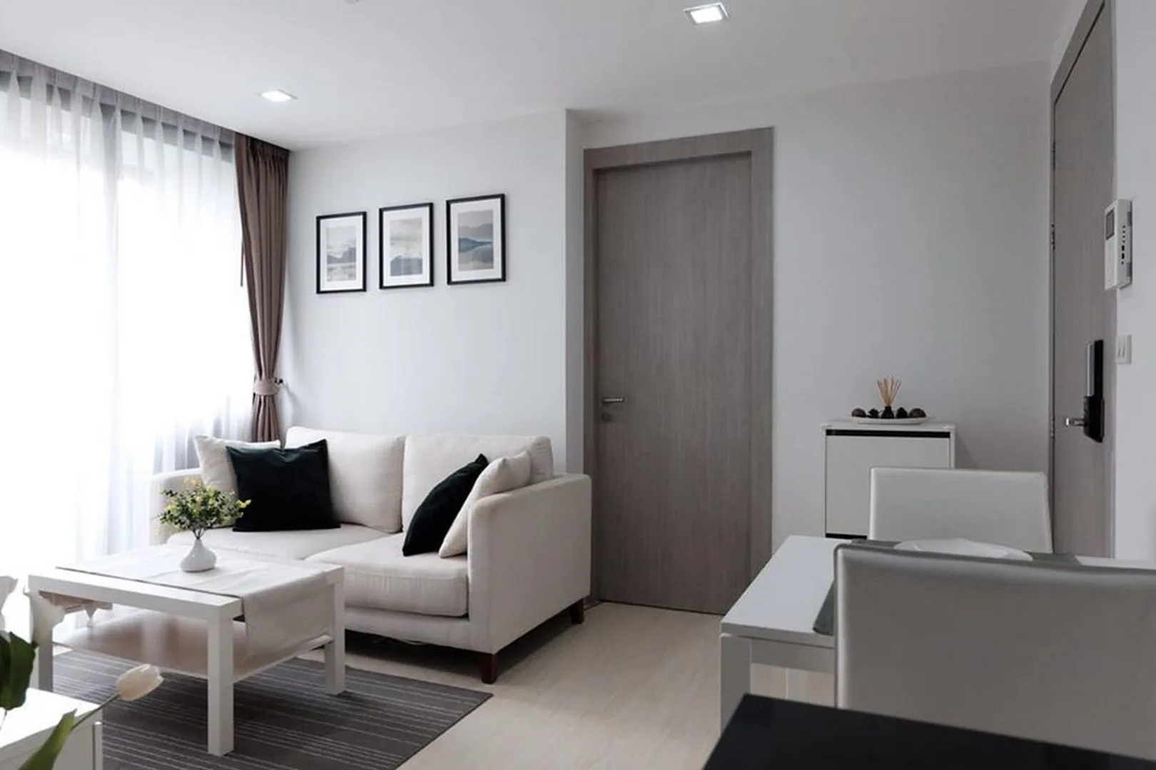 Property photos for SOCIO Inthamara