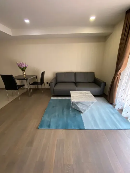 Property photos for Klass Sarasin - Rajdamri