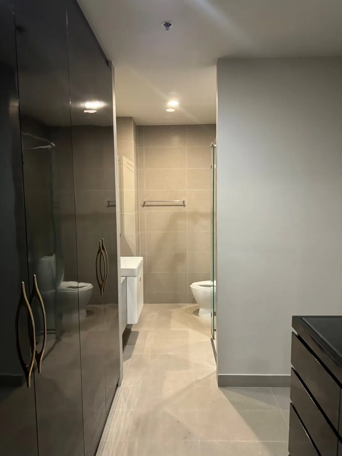 Property photos for Noble Ploenchit