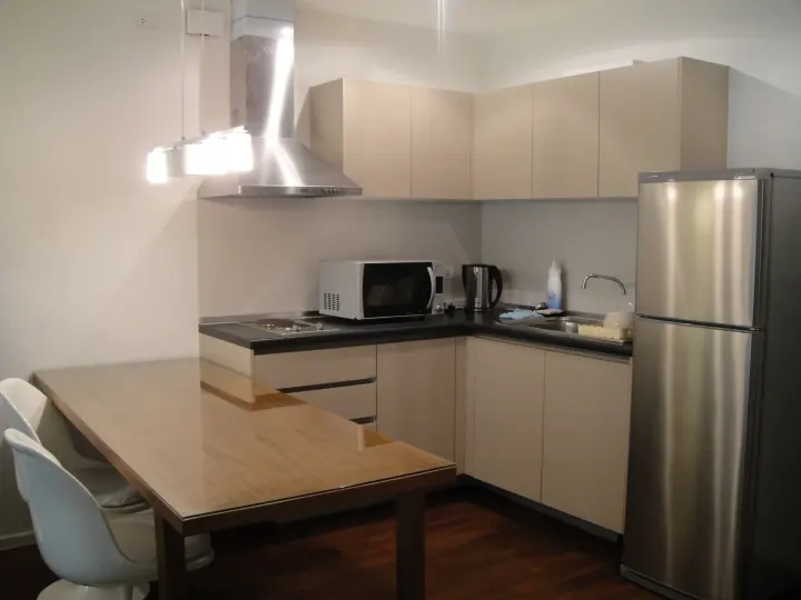 Property photos for Siri On 8