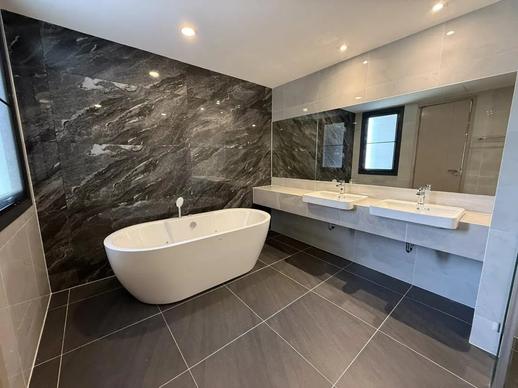 Property photos for Baan Klang Muang The Edition Bangna-Wongwaen