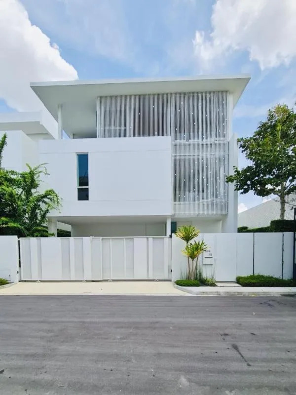 Property photos for Vive Ekkamai-ramintra
