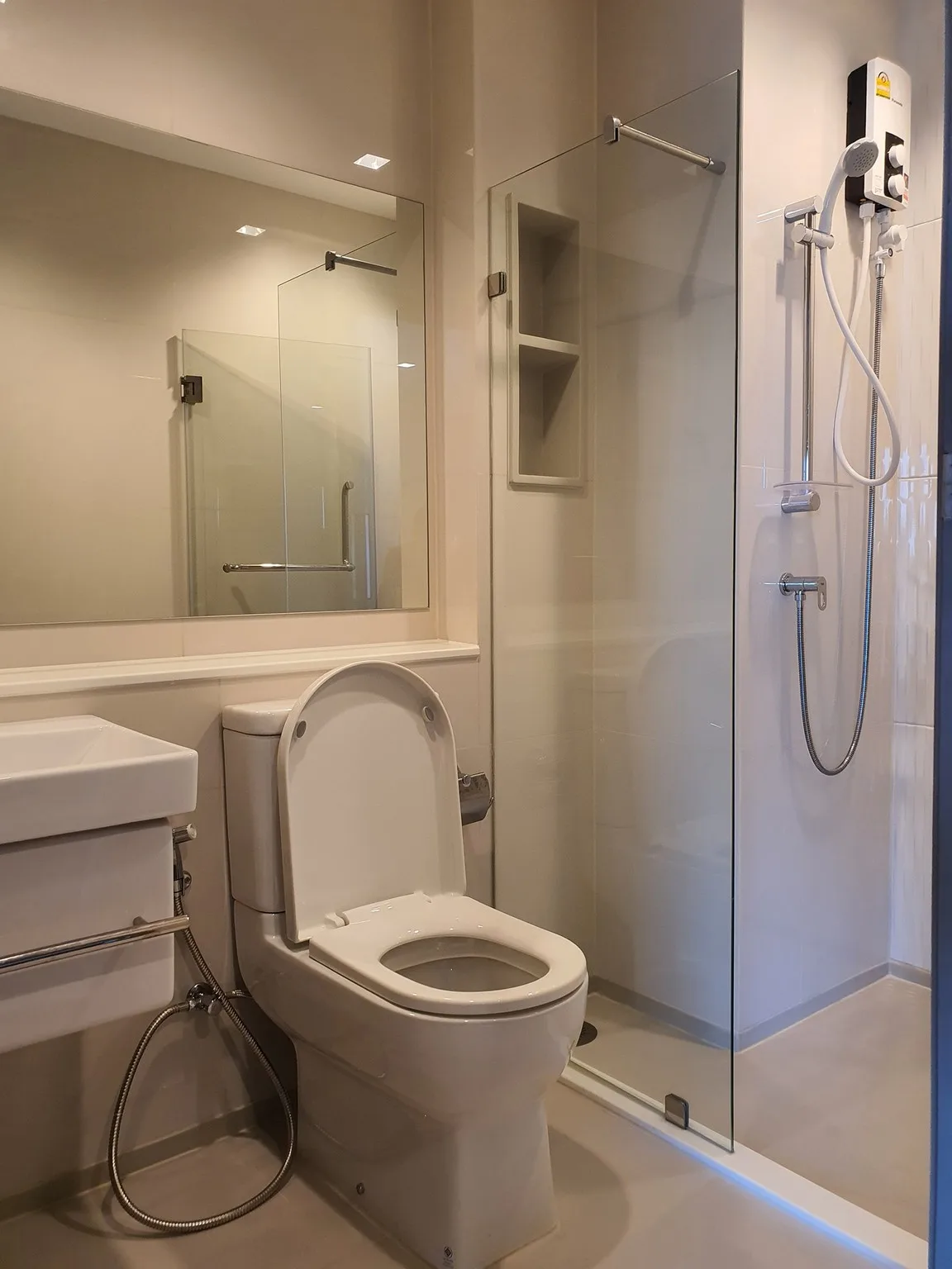 Property photos for LIFE Asoke - Rama 9