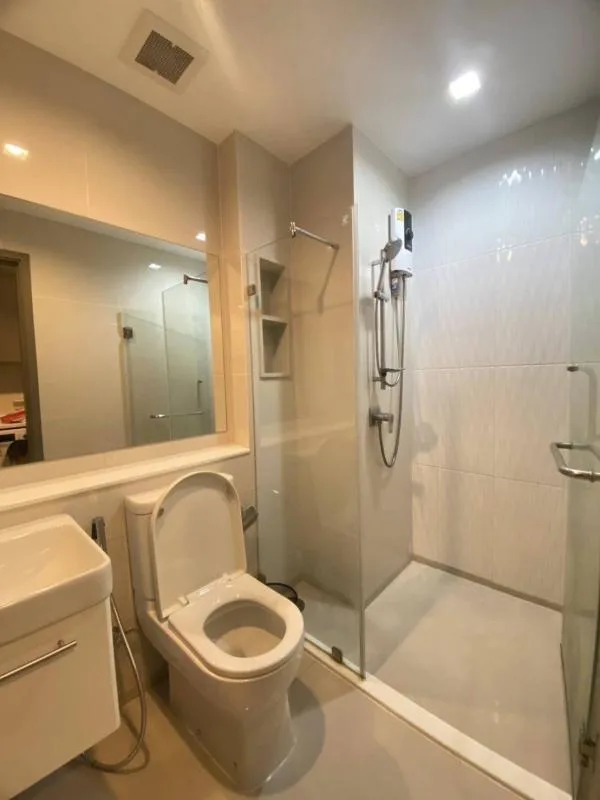 Property photos for Life Asoke Hype