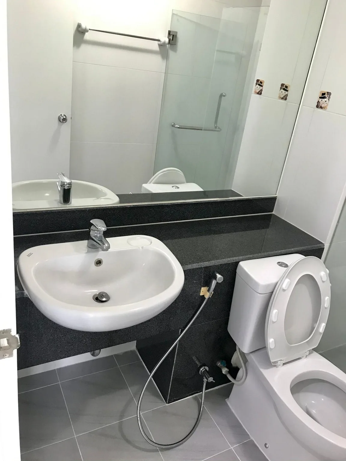 Property photos for The Parkland Taksin - Thapra