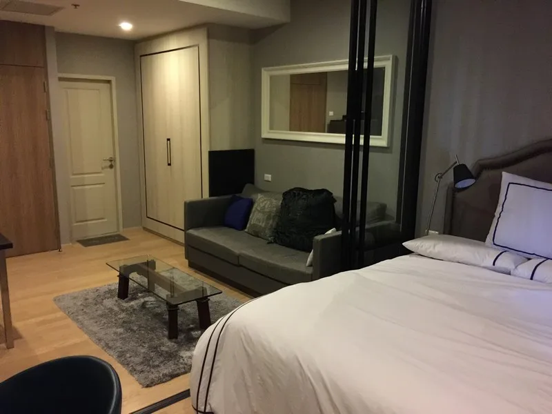 Property photos for Noble Refine