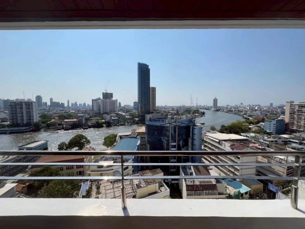 Property photos for Si Phraya River View