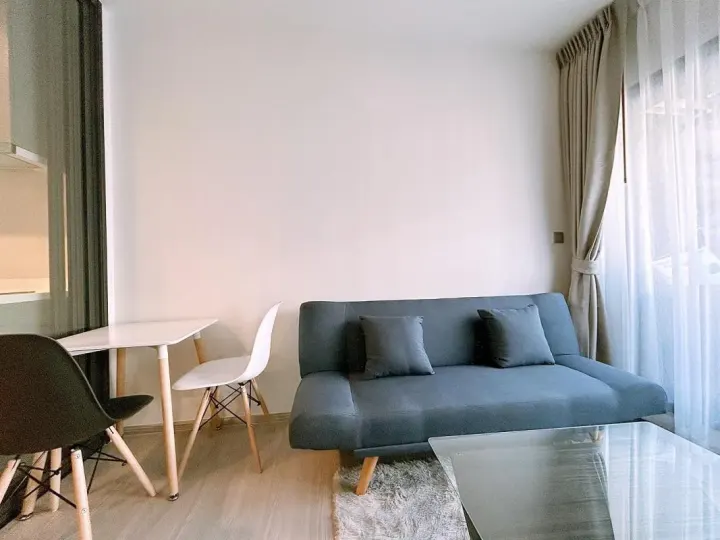 Property photos for Life Asoke Hype