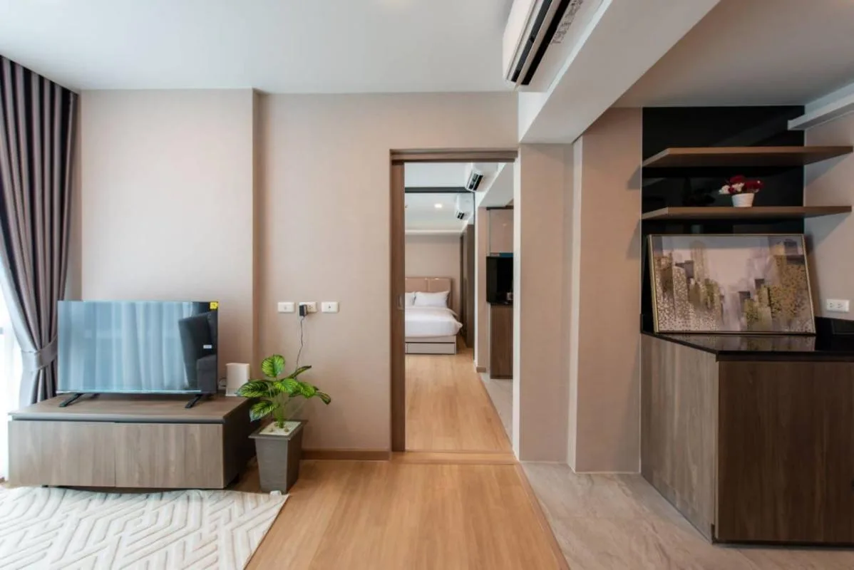 Property photos for Lloyd Soonvijai-thonglor