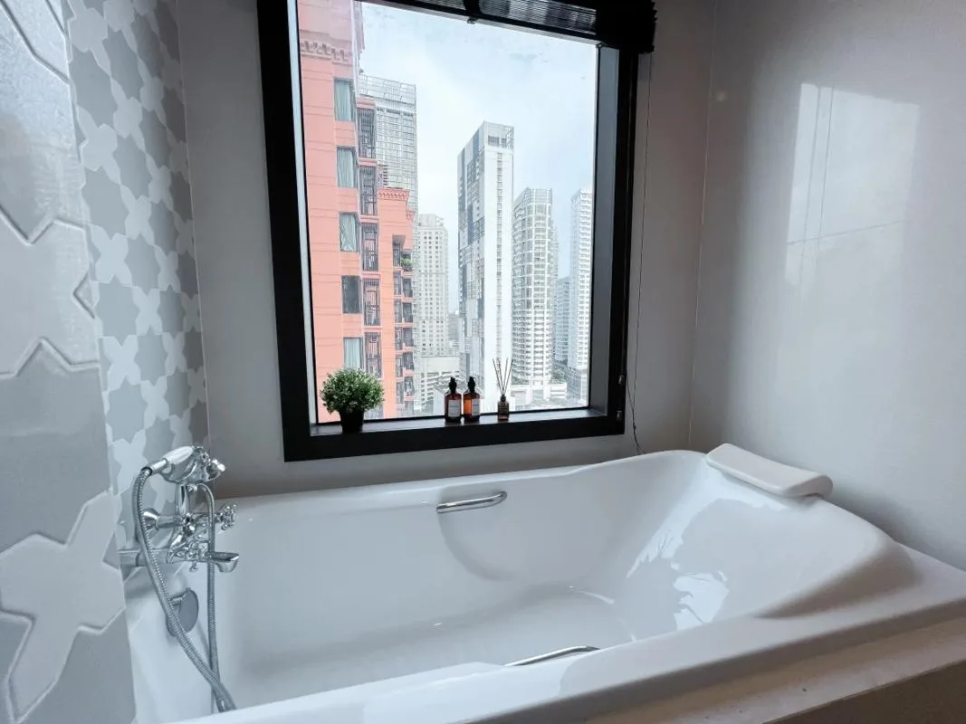 Property photos for Aguston Sukhumvit 22