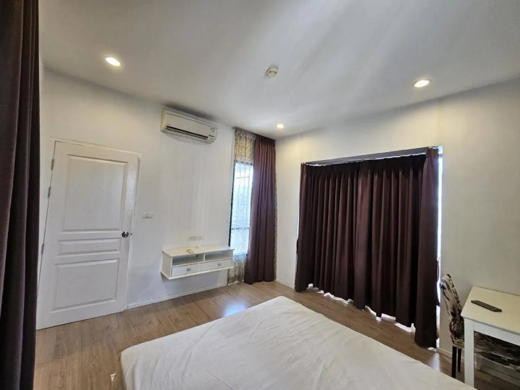 Property photos for S1 Condominium