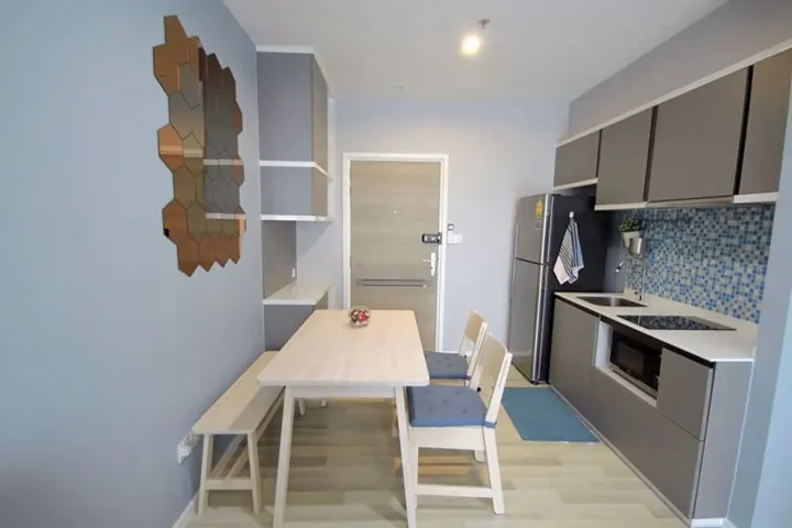 Property photos for The Key Sathorn - Charoenraj