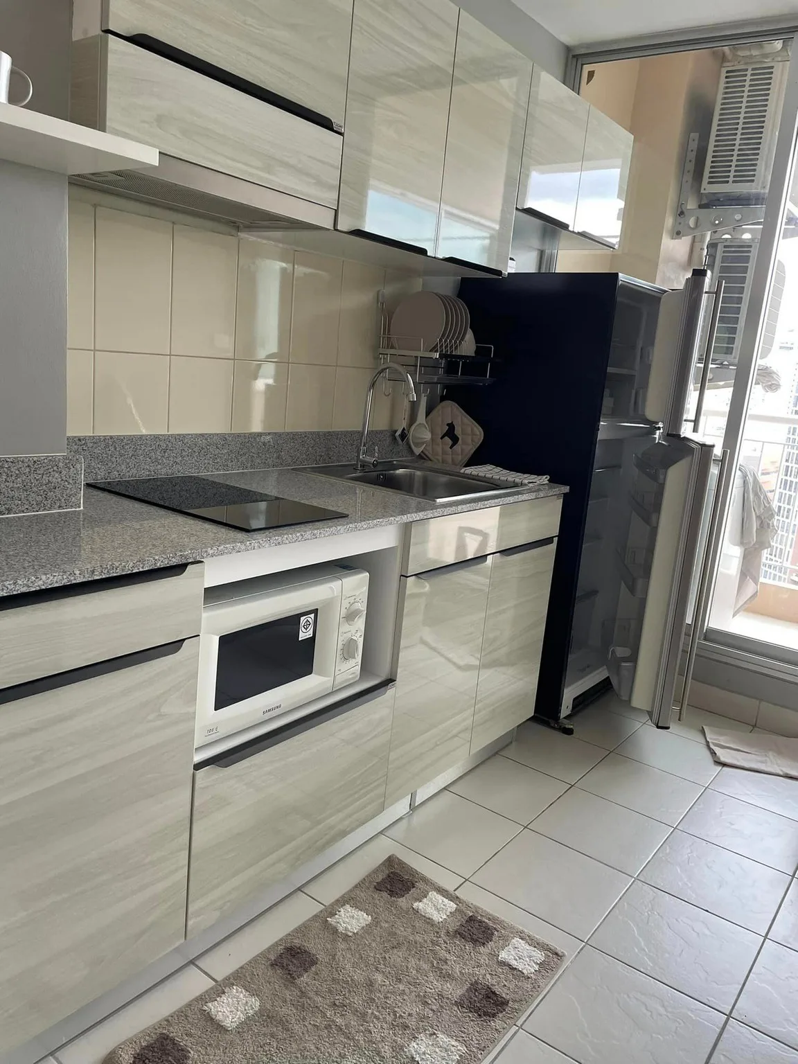 Property photos for Life Sukhumvit 65