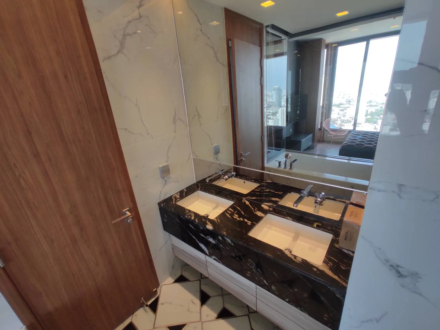 Property photos for The Esse Asoke