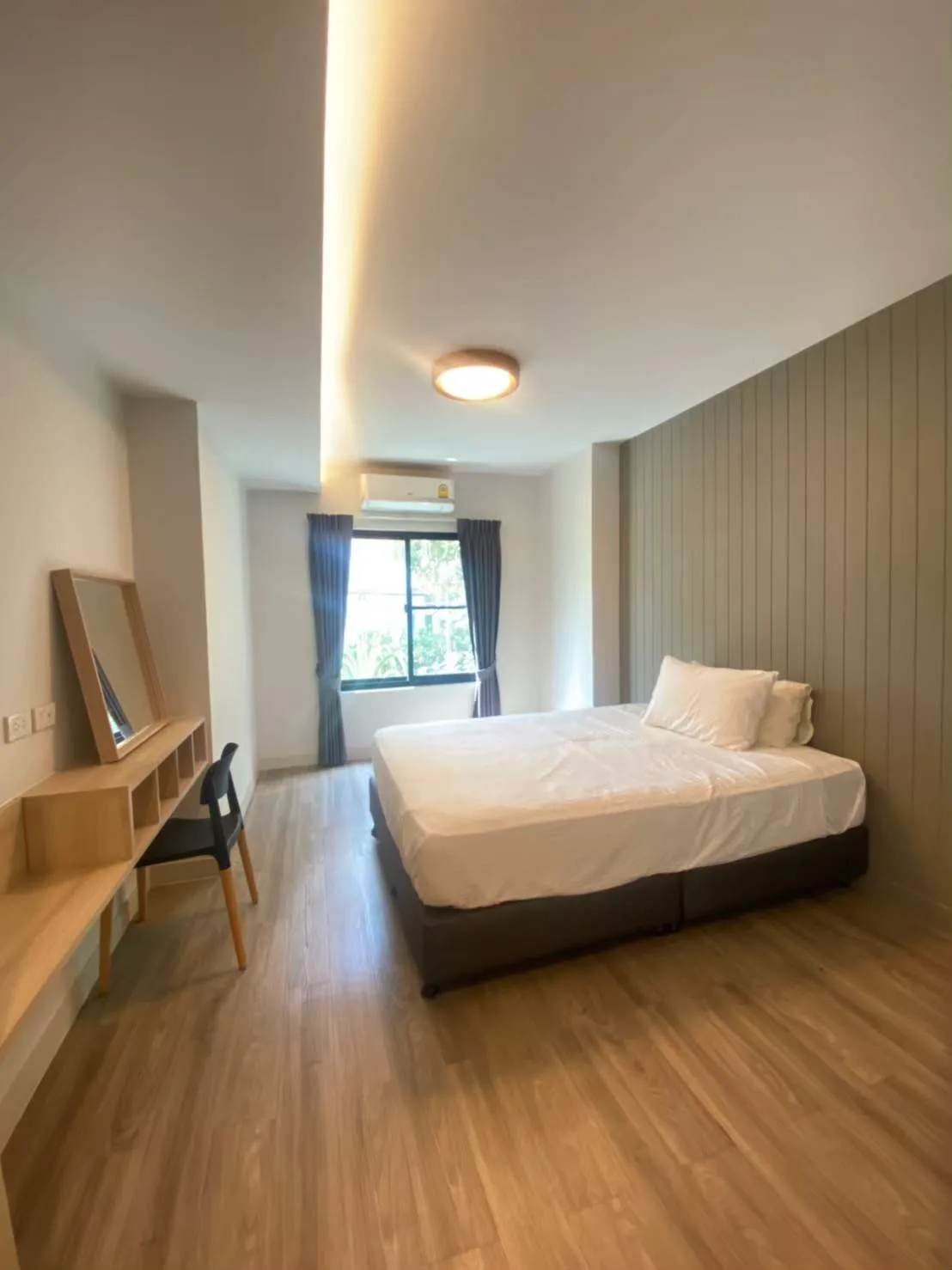 Property photos for Lily House