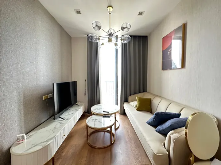 Property photos for Noble BE 33