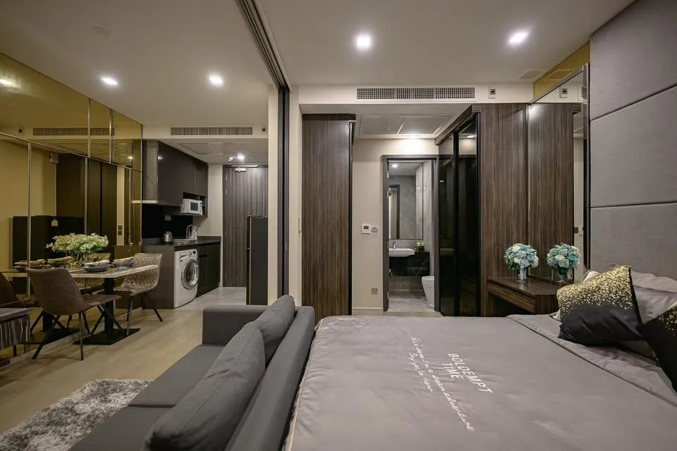 Property photos for Ashton Asoke