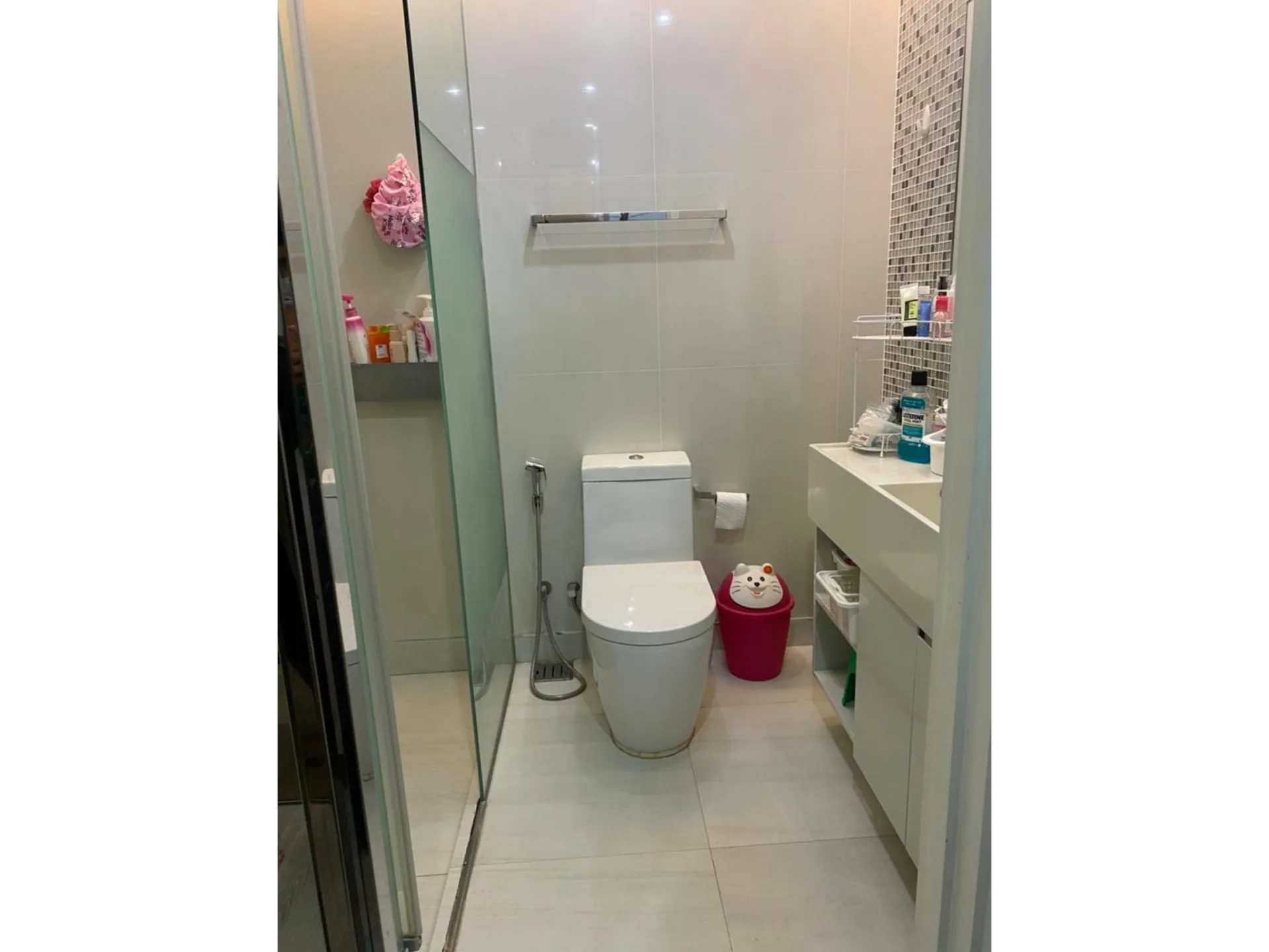 Property photos for The Room Sukhumvit 21
