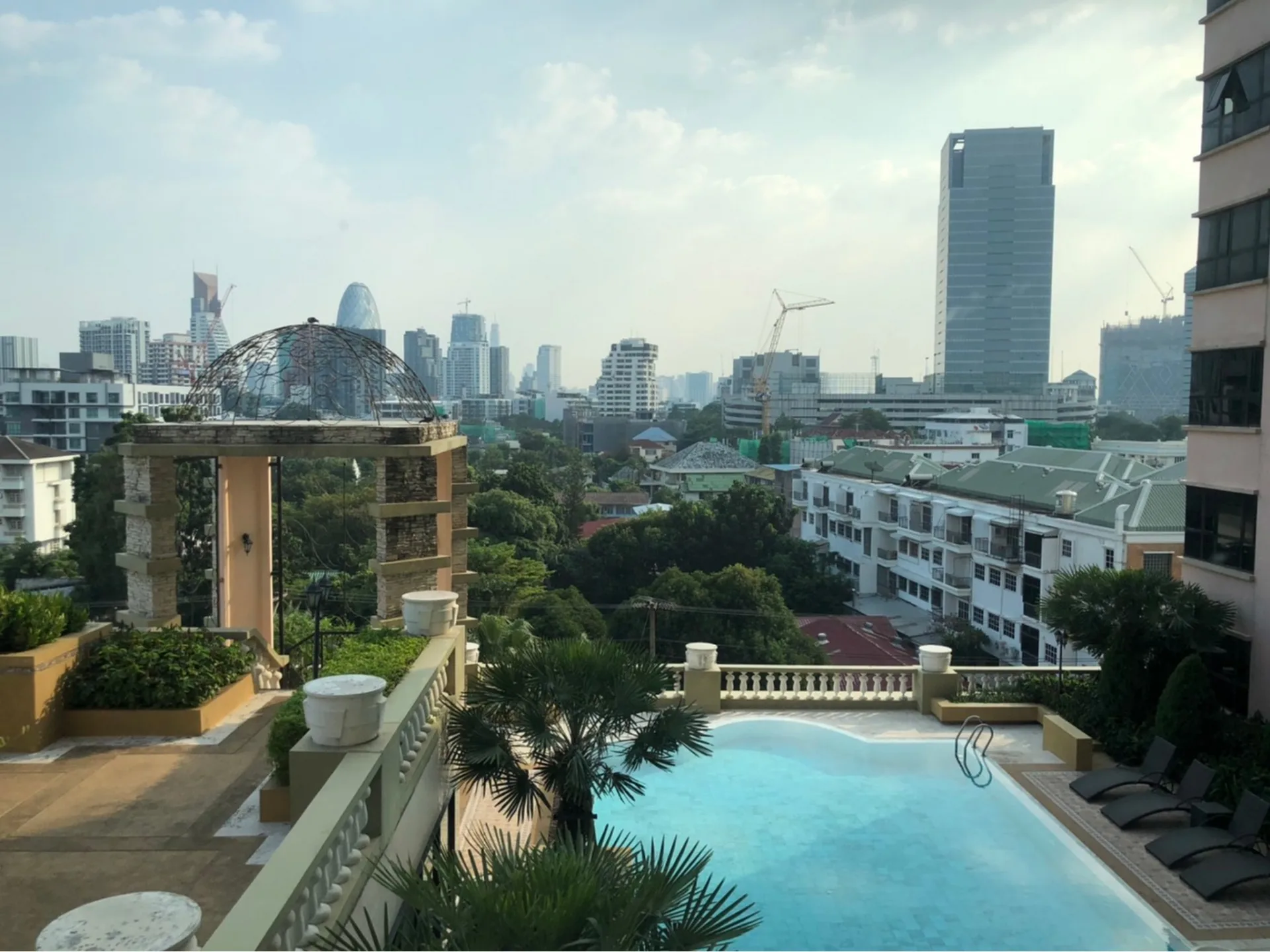 Property photos for The Crest Phahonyothin 11