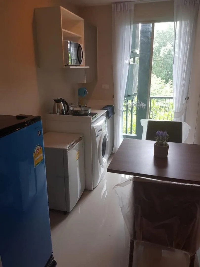 Property photos for Metro Luxe Rama 4