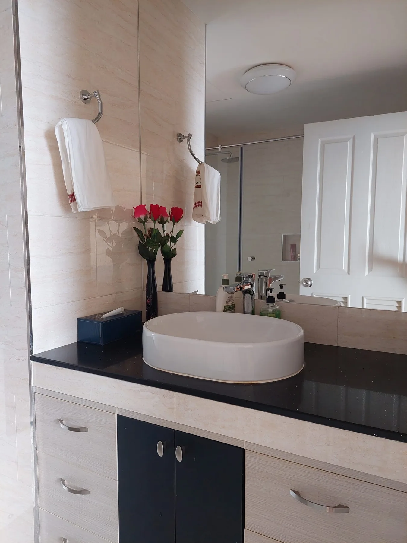 Property photos for Baan Sathorn Chaopraya