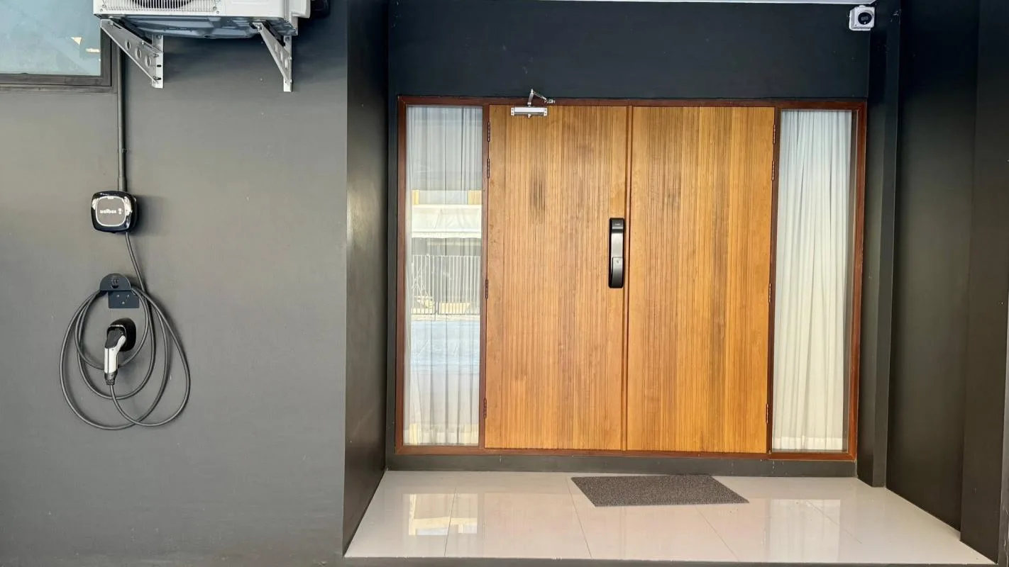 Property photos for Plume Watcharaphon - Ekkamai