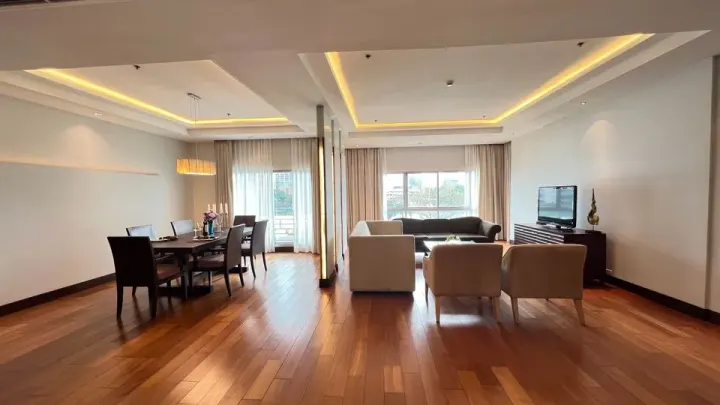Property photos for Royal Residence Park