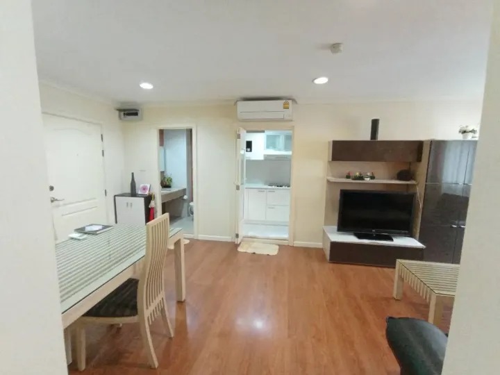 Property photos for Lumpini Suite Sukhumvit 41