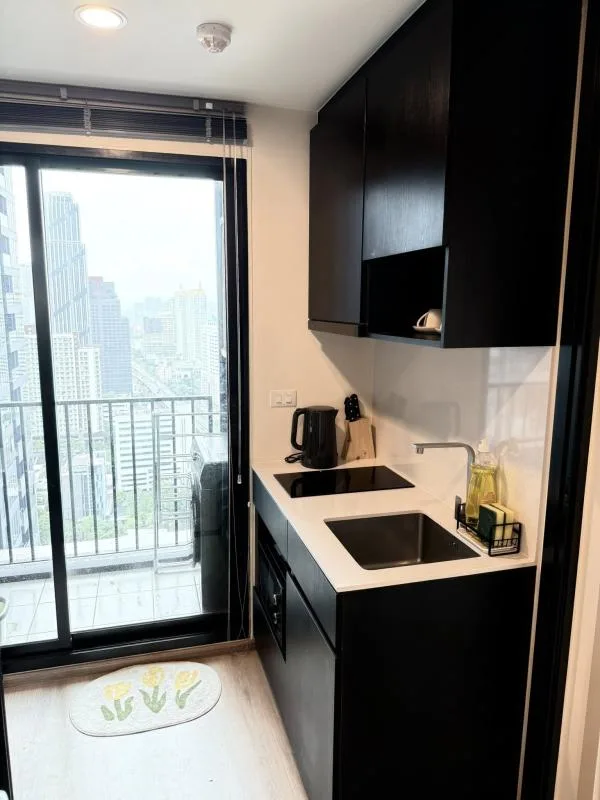 Property photos for Nue District R9