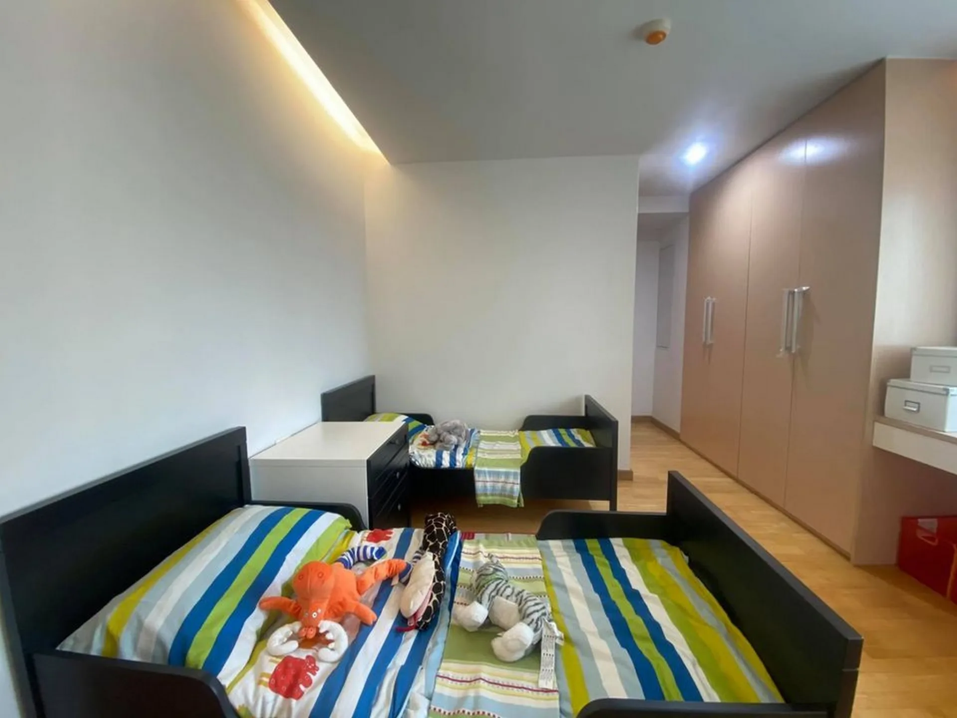 Property photos for Residence 52