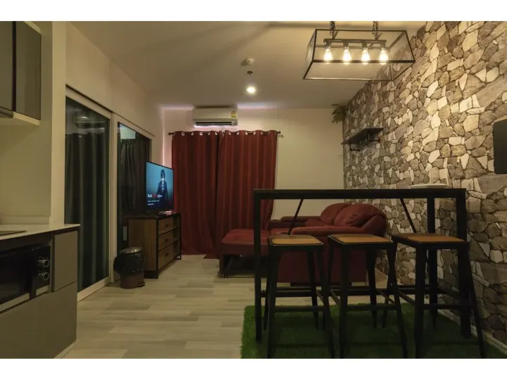 Property photos for The Key Sathorn - Charoenraj