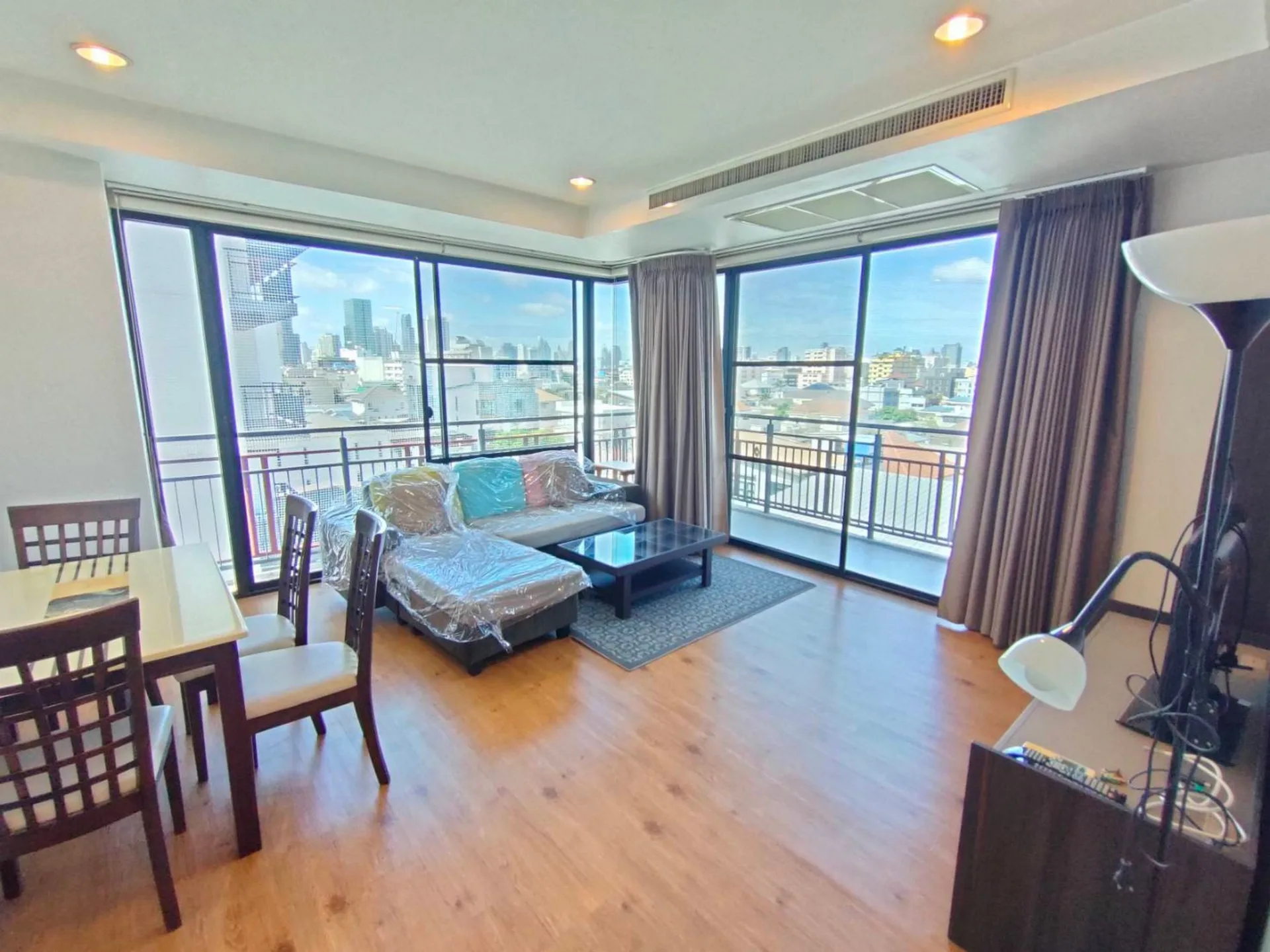 Property photos for Amanta Ratchada