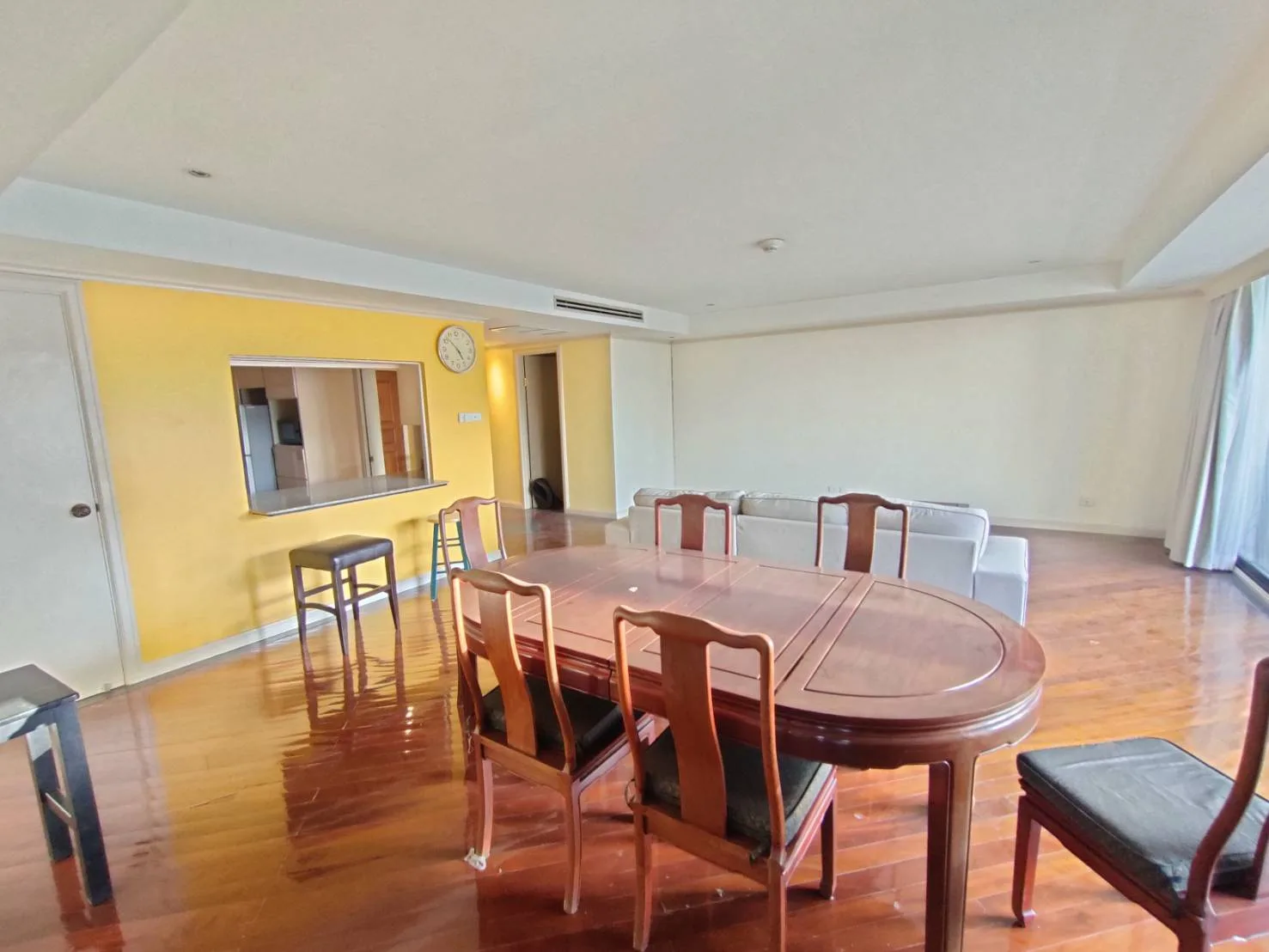 Property photos for Somkid Gardens