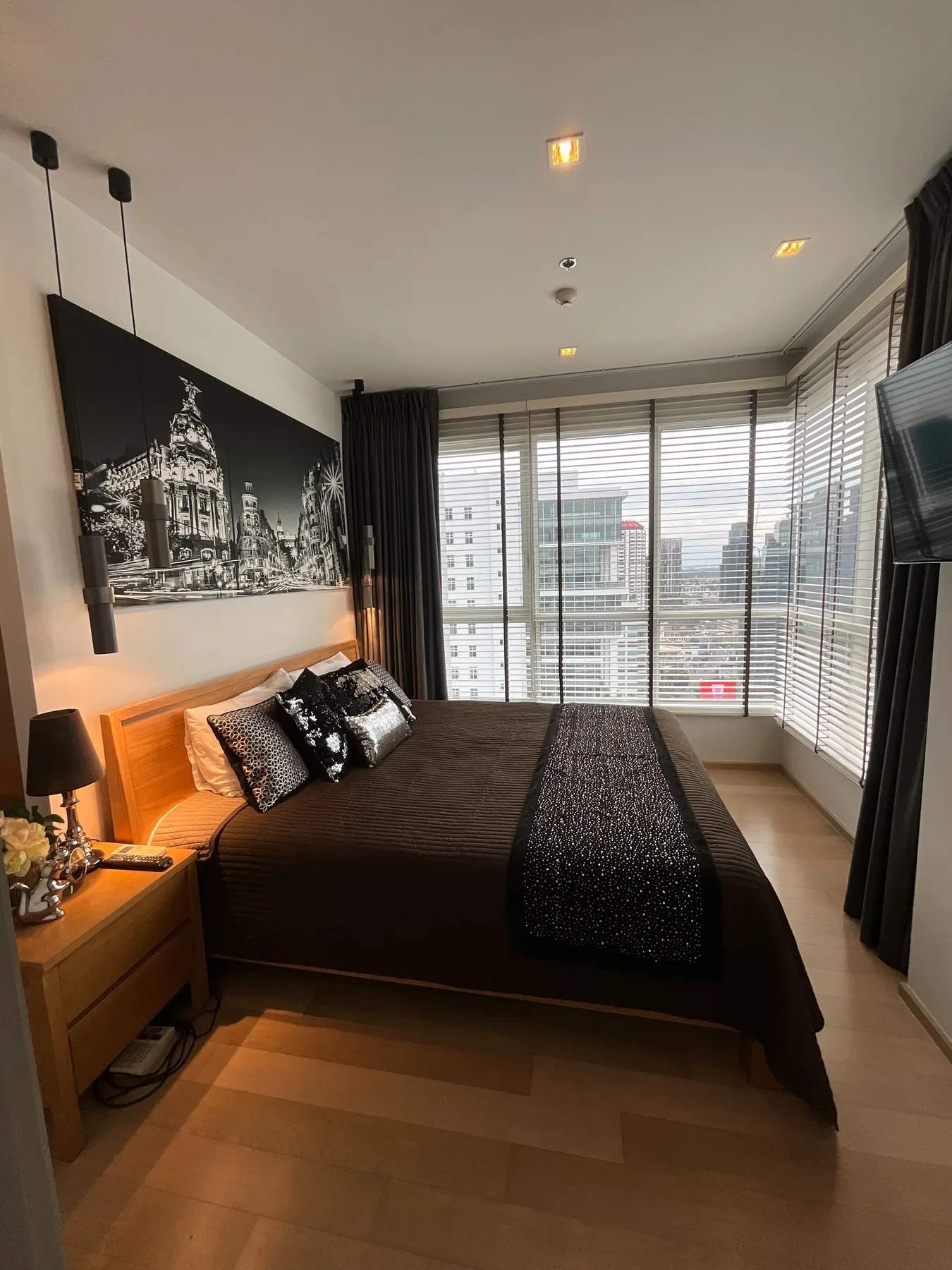 Property photos for HQ by Sansiri