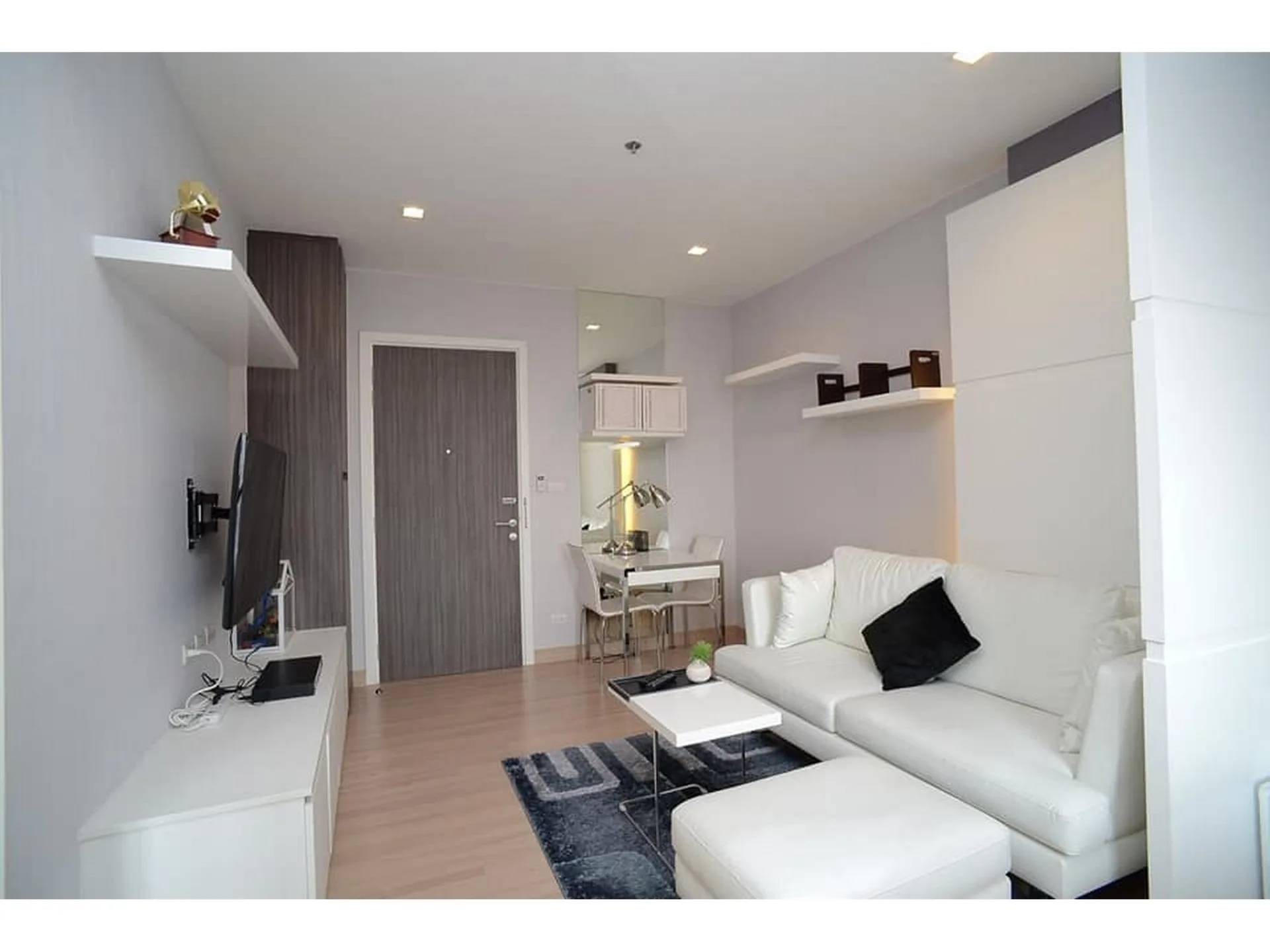 Property photos for Urbano Absolute Sathon - Taksin