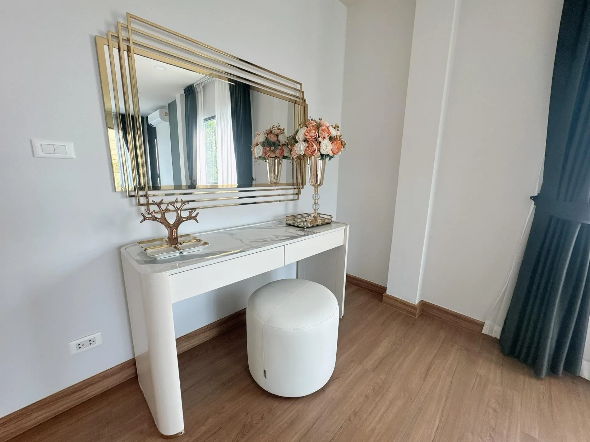 Property photos for Centro Bangna - Km.7