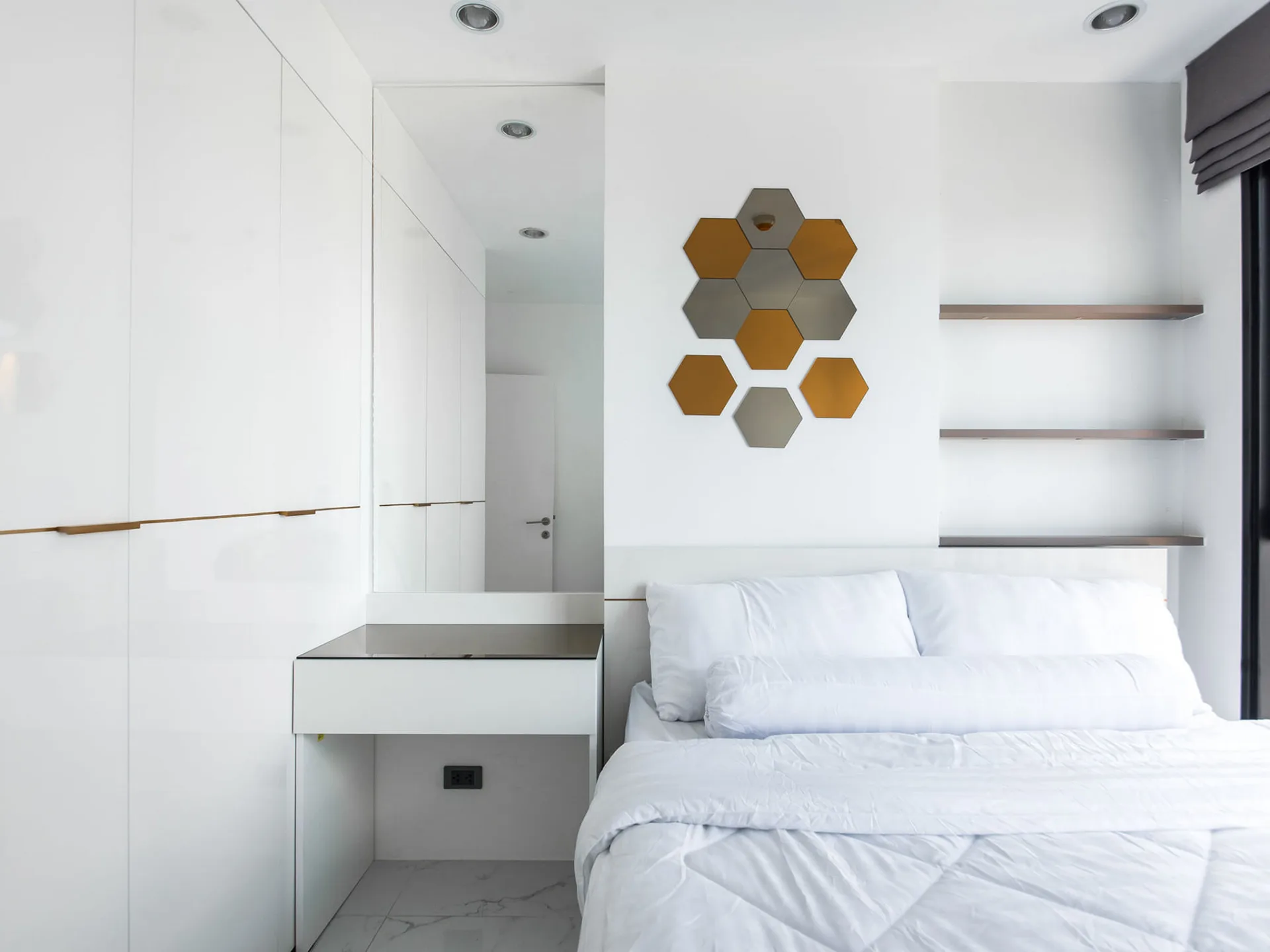 Property photos for The Base Rama 9 - Ramkhamhaeng