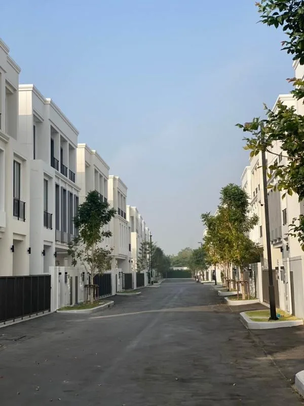 Property photos for Aerie Srinakarin Suan Luang